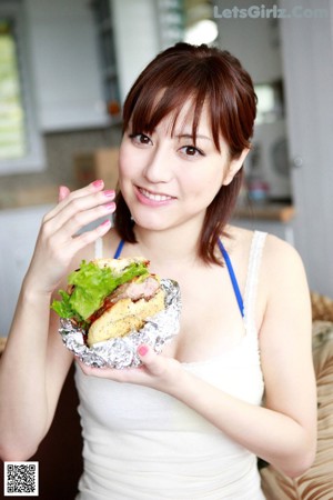 Yumi Sugimoto - Cerampi Hd Pic