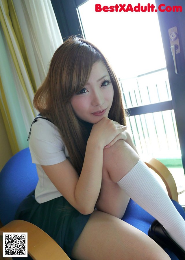 Mizuki Akiyoshi - Applegate Naked Teen No.f36042